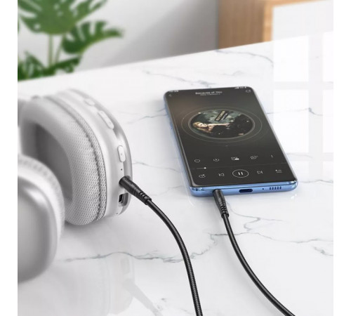 Аудіокабель HOCO UPA24 3.5mm male to 3.5mm male, nylon braid, 1m, Black (6931474789136)