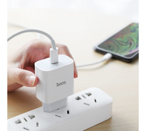 Мережевий зарядний пристрій з кабелем HOCO C76A Plus Speed source PD20W charger set(C to iP) White (6931474746924)