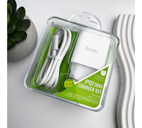 Мережевий зарядний пристрій з кабелем HOCO C76A Pro Majestic single port PD30W charger set (C to iP)(EU) White (6942007616317)
