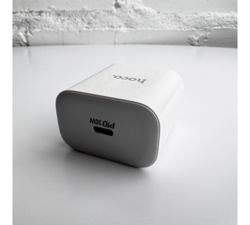 Мережевий зарядний пристрій з кабелем HOCO C76A Pro Majestic single port PD30W charger set (C to iP)(EU) White (6942007616317)