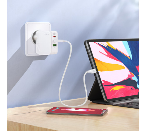 Мережевий зарядний пристрій HOCO C115A Header PD65W  GaN three-port(2C1A) charger White (6931474798312)