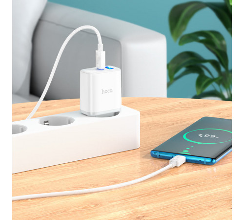 Мережевий зарядний пристрій HOCO C105A Stage dual port PD20W+QC3.0 charger White (6931474782946)