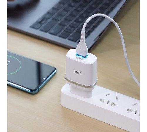 Мережевий зарядний пристрій з кабелем HOCO C12Q Smart QC3.0 charger set(Type-C) 18W White (6931474716309)