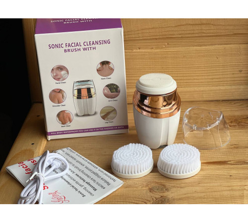 Щітка для обличчя з насадками soniс facial cleansing drush with LT -606 (100)