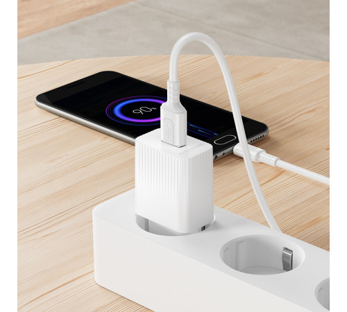 Мережевий зарядний пристрій з кабелем BOROFONE BAS71A Source single-port charger set(Micro) White (6941991122606)