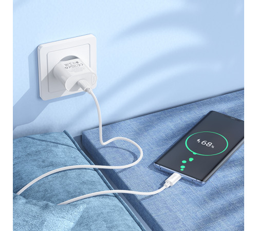Мережевий зарядний пристрій з кабелем HOCO C109A(PD20W) Fighter single port PD20W charger set(C to C) White (6942007656672)