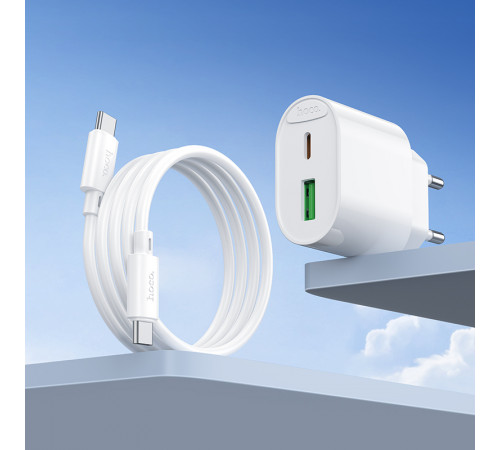 Мережевий зарядний пристрій з кабелем HOCO C109A(PD20W+QC3.0) Fighter PD20W+QC3.0 charger set(C to C) White (6942007656733)