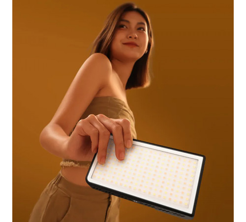 Відеосвітло Ulanzi LM-P40RGB Portable Video Light 40W RGB (L130)