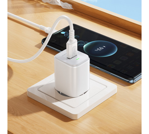 Мережевий зарядний пристрій з кабелем BOROFONE BAS82A Star single port QC3.0 charger set (Type-C) (EU) White (6941991126758)