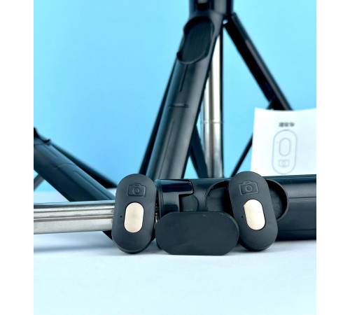 Монопод (трипод) B10S з підсвічуванням на штативі 0.9m Bluetooth