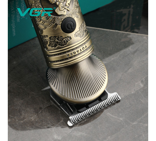 Чоловічий набір VGR V-106 Profession 6в1 (машинка для стрижки, триммер для носа, бритва)