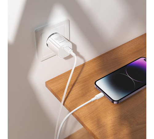 Мережевий зарядний пристрій Borofone BA103A Pudding PD20W Type-C to Lightning