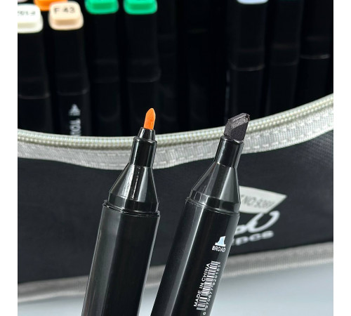 Маркер професійний для скетчингу Touch (в наборі 262 кольори)