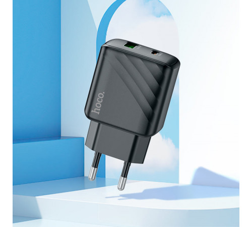 Мережевий зарядний пристрій з кабелем HOCO CS23A Sunlight dual-port PD30W+QC3.0 charger set (C to iP)(EU) Black (6942007609951)