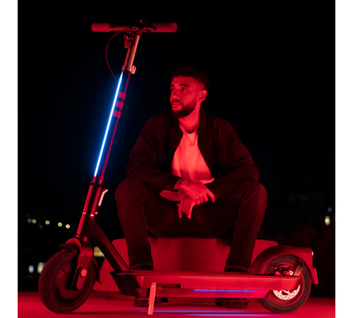 Електросамокат OKAI ES30-NEON PRO Black 10", 350(700)W, 14.7Ah, 80km, 25km\h, 25%, NFC, App, 21kg (ES30-B)
