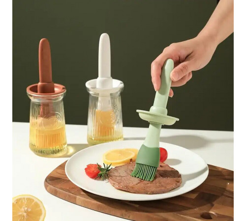 Масло   Масляная щетка , силиконовая щетка  Plastic oil bottle	583  (80)