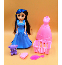 AA3336 Лялька в наборі з аксесуарами.