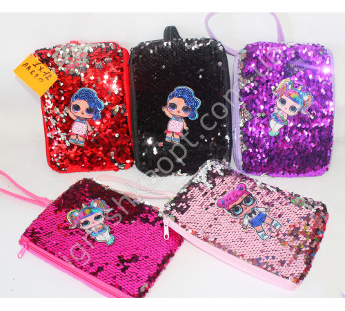 AA620 Пенал у паєтках