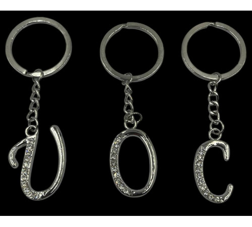 C332 Брелок з літерами