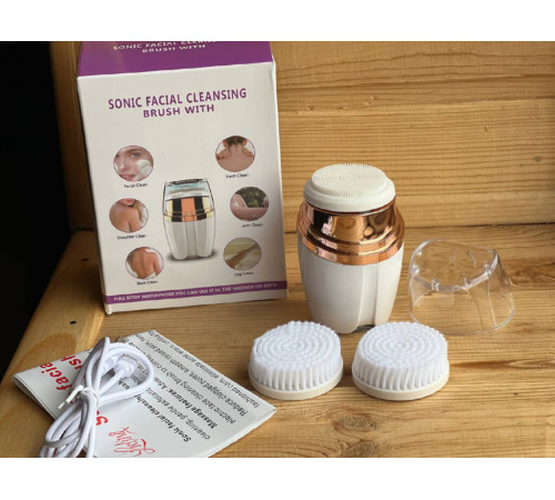 Щетка для лица с насадками   soniс facial cleansing drush with   LT -606  (100)