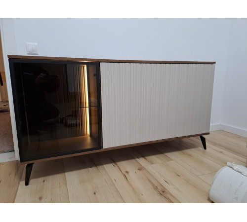 Комод с подсветкой Вичи / Vici K154 3-дверный Орех/кашемир Perfect Home Польша (PFH-091276)
