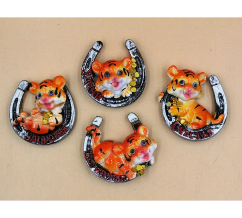 TA3897 Магніт, Тигреня на Підкові, 5*5см, кераміка.